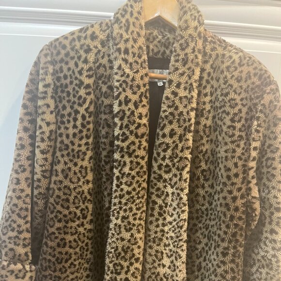 Lillie Rubin Faux Fur Leopard Coat - Picture 5 of 8